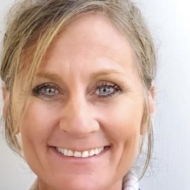 Stephanie Burr